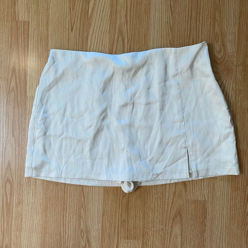 NWT Abercrombie & Fitch Cream Skort Size XL